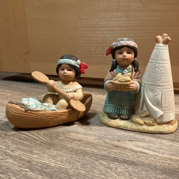 Home Interiors Leaping Water and Running Bear Figurine Set - Picture 1 of 5